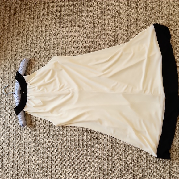 Jessica Howard Festive Fun! - Picture 2 of 5